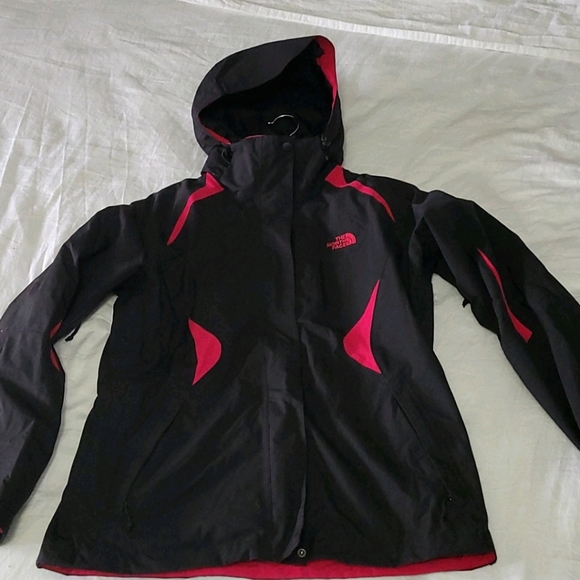NorthFace Winter Coat, 2 Coats in 1 - Picture 2 of 9